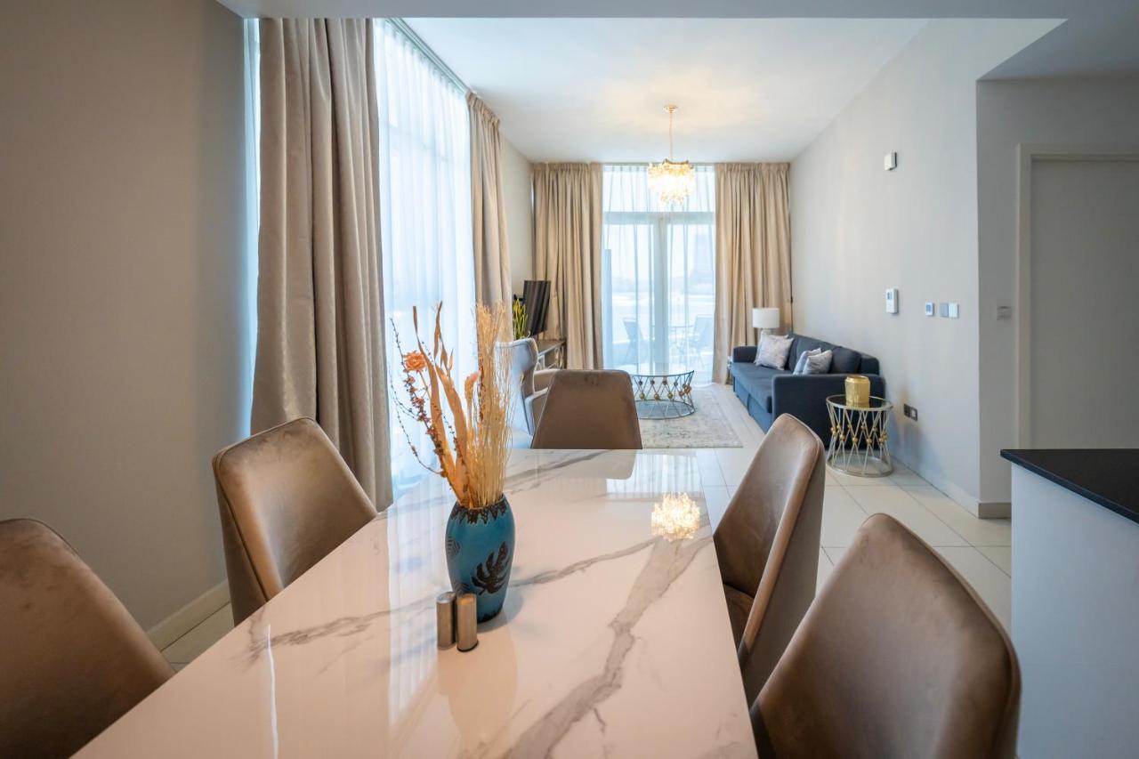 Apartment Modern Beachfront 1br - Royal Bay Azizi *